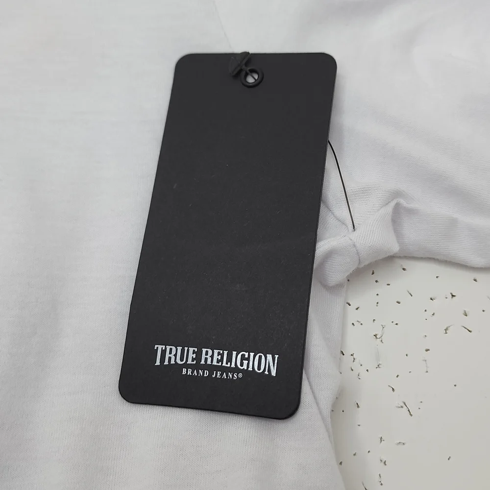 TRUE RELIGION WHITE TSHIRT SIZE SMALL
